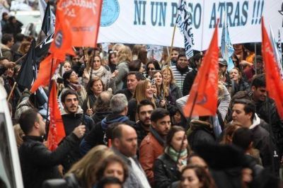 M�dicos y judiciales terminan el a�o de paro