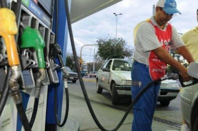 Empresarios vaticinan aumento del 8% en las naftas para la pr�xima semana
