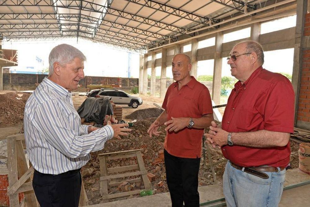 Andreotti supervis el progreso del nuevo Cuartel de Bomberos de San Fernando