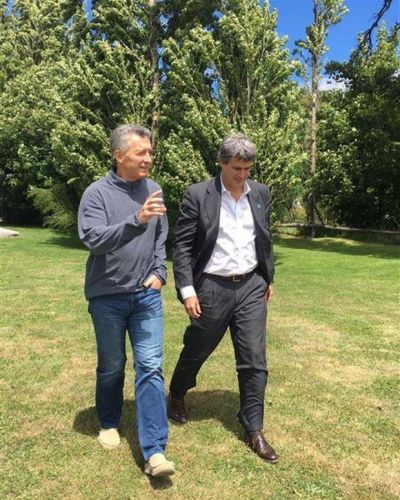 Macri desplaz� a Prat-Gay y dividi� m�s la conducci�n de la econom�a