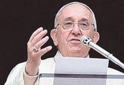 Francisco critic� �la econom�a despiadada que lleva a los marginados a la violencia�
