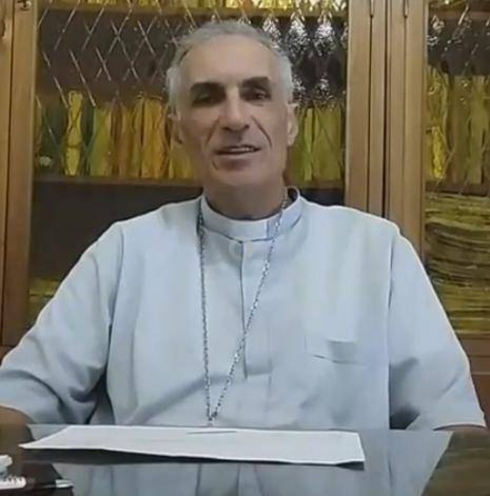 �Jes�s viene a renovar nuestra relaci�n con Dios, con los dem�s y con las cosas�, afirm� monse�or Santiago