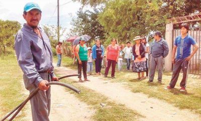 Unos 360 vecinos no tienen agua desde hace cinco d�as