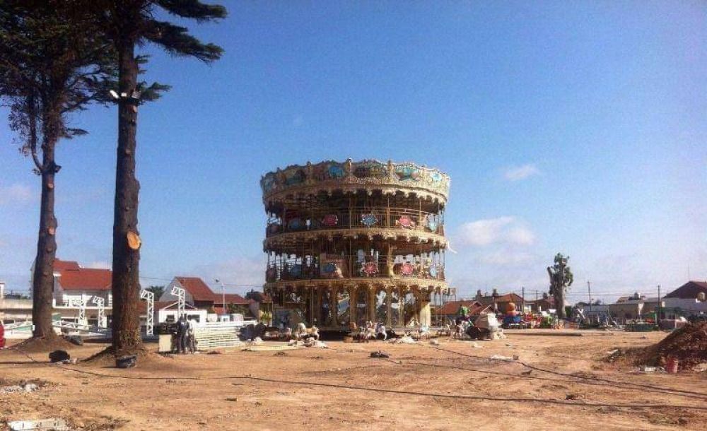 Carrusel Tit�n de Luxe, el parque de diversiones que se instal� sin autorizaci�n