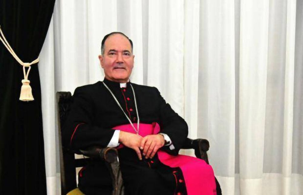 El obispo pidi a la comunidad tender una mano a los refugiados sirios