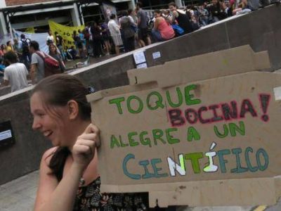Contra la campa�a anticient�fica