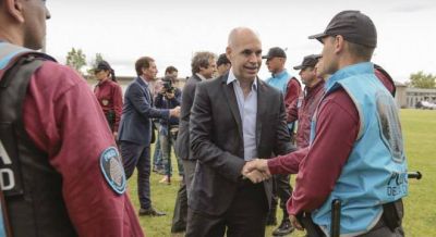 Larreta hace renunciar a un comisario para que asuma como 