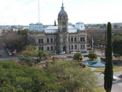 Ejecutivo y Municipales acordaron bono de fin de a�o de $1200