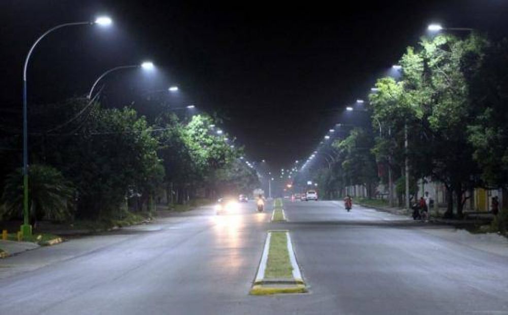 Avanzan los trabajos de instalacin de 1.300 luminarias LED en la Capital