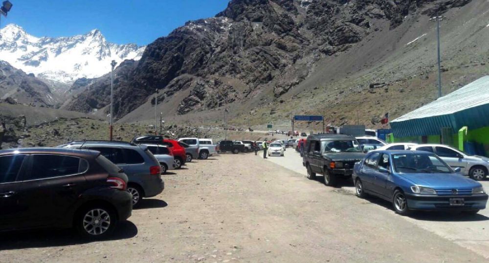 �xodo anticipado: ya cruzaron a Chile m�s de 16 mil mendocinos