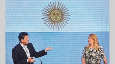 Acto de Massa y Stolbizer con gui�os sobre posibles candidaturas en el 2017