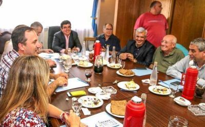 El PJ bonaerense banc� a Cristina y ultim� detalles para el Congreso de ma�ana