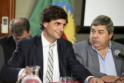 La Provincia le puso plazo a las inundaciones: �Al final del mandato�