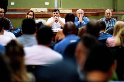 No aporta la cuota sindical pero los municipales van al gremio: super� los 3.500 afiliados