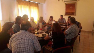 Agua de Oriente: los concejales se reunieron con integrantes de la Cooperativa