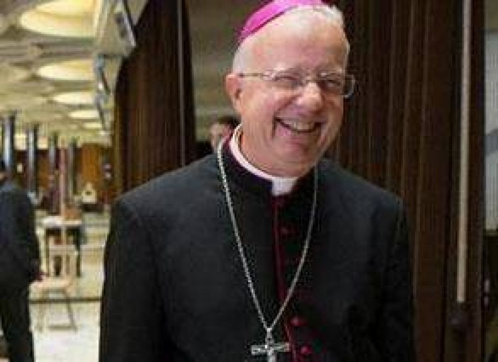 Mons. Laxague: �Que la sonrisa del Ni�o nos haga superar todas las dificultades�