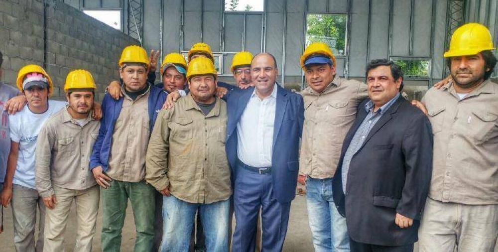 Manzur supervis las obras del polo productivo Argentina Trabaja en Lules
