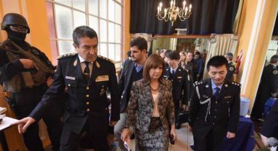 Otro descuido de Bullrich: El escrache a Macri se anunci� hace una semana
