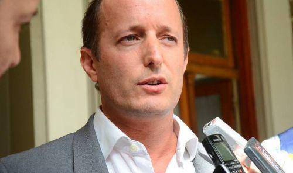 Insaurralde: �El peronismo va a encontrar la unidad a trav�s de unas PASO�
