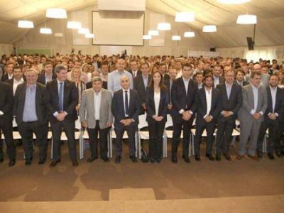 El Intendente junto a Vidal