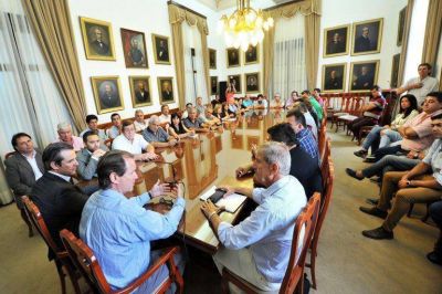 �Encontramos un gobernador abierto y dispuesto al di�logo�, expres� Barbieri