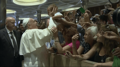 �Por qu� el papa Francisco atrae a millones y millones de personas?