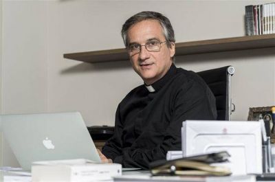 Dario Vigan�: 