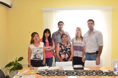 El gobierno Provincial entreg� subsidios en Buena Esperanza y Fort�n