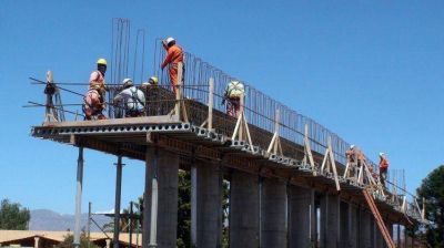 La apuesta fuerte a los caminos 