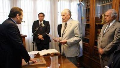 Guillermo De Sanctis asumi� en la Corte de Justicia