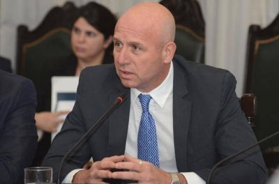 Nisman. Waldo Wolff: �Que se presenten, que se sometan a derecho, y la justicia dir� si son inocentes o no�
