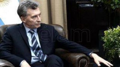 Macri le pidió a Dujovne que encare una reforma fiscal junto a las autoridades de la AFIP