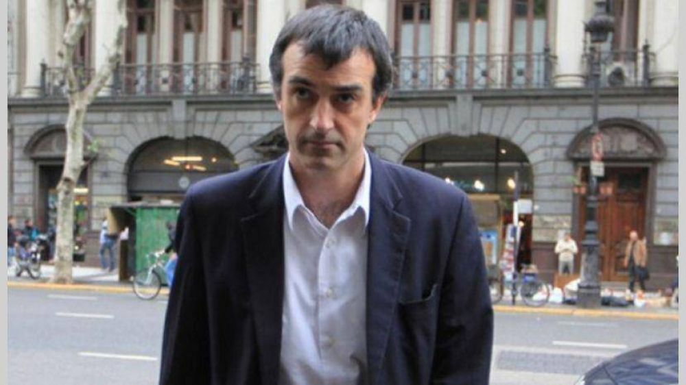 Trabajadores de Educaci�n denuncian que se despidi� a unos 3000 trabajadores