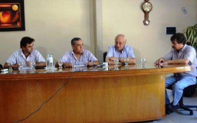 Se oficializ� p�blicamente el traspaso total de la red de cloacas a la Cooperativa de Obras y Servicios P�blicos de Tres Lomas