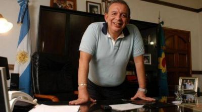 Derrotado bar�n neg� pase a Cambiemos y reforz� su pedigr� peronista