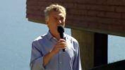 Macri reiter� que espera que su gobierno sea juzgado por reducir o no lo pobreza