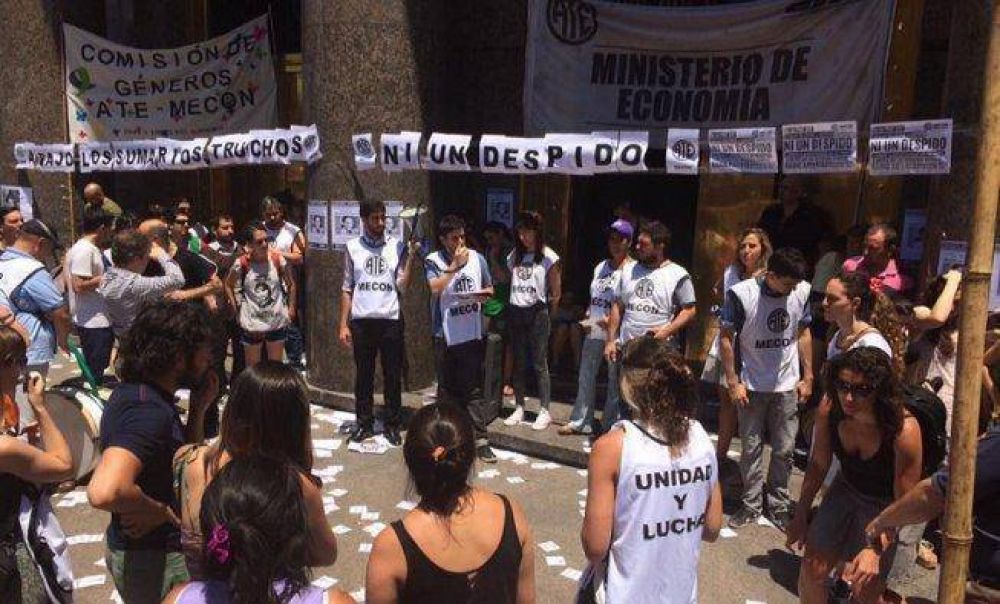Prat Gay deja despidos: habr protesta para exigir a Dujovne y Caputo la continuidad laboral
