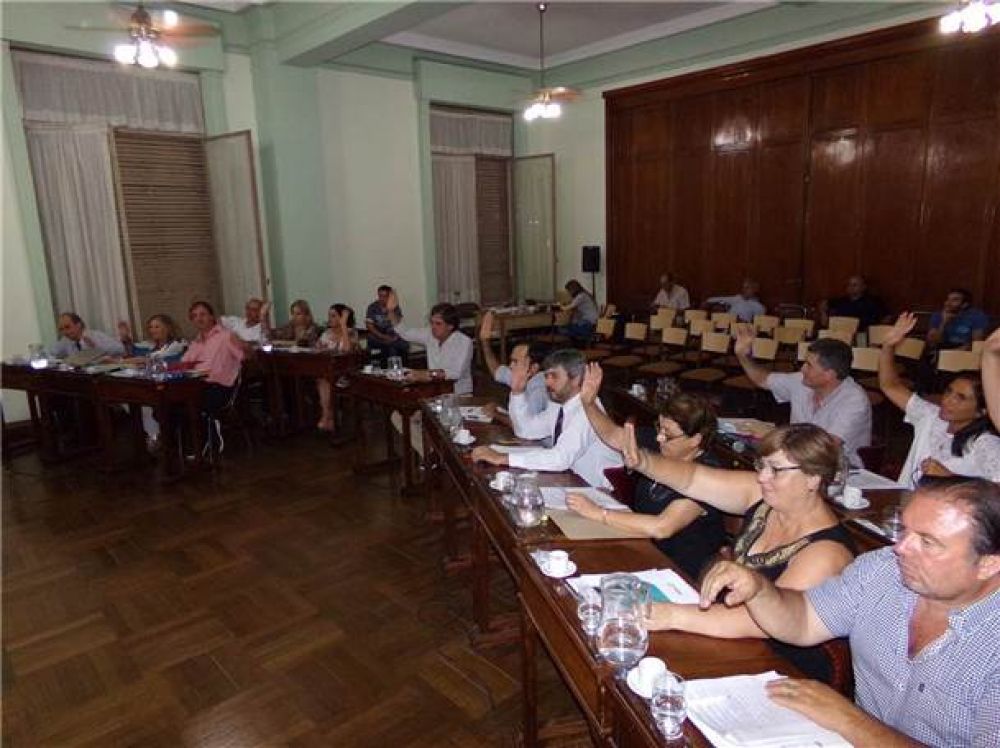 Aprobaron la pr�rroga de la Ordenanza de la Regularizaci�n de Inmuebles de Dominio Privado Municipal