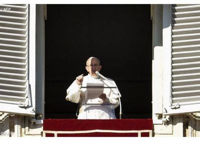 �En la Madre del Salvador, se cumplen las grandes obras de la misericordia divina�, el Papa en el �ngelus