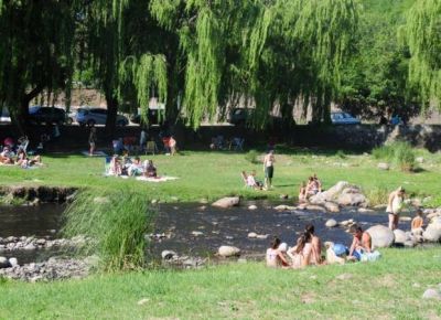 Puntanos y turistas recibieron el a�o entre mates, sol y pan dulce