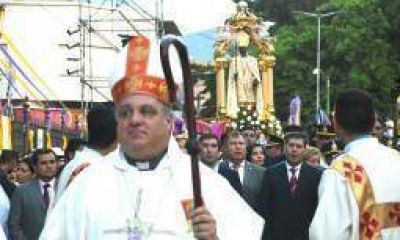 El obispo riojano con cr�ticas a la clase pol�tica y la prensa