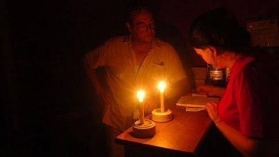 LOS VECINOS DE LANUS SOPORTAN UN NUEVO APAGON DE EDESUR
