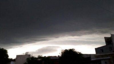 Lo que algunos calificaron como �Cola de Tornado� afect� a Trenque Lauquen, el sabado 31 de diciembre