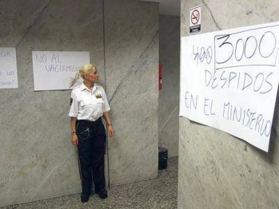 Sadop repudi� �la brutal represi�n y la ola despidos� en el Ministerio de Educaci�n y Deportes de la Naci�n 