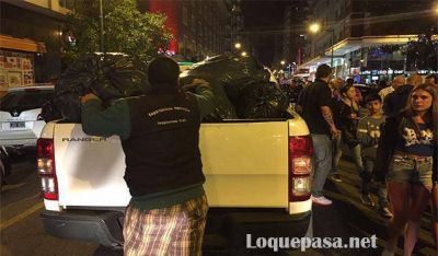 Secuestraron gran cantidad de mercader�a a manteros peruanos
