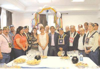Paredes Urquiza recibi� a los Allis en el Palacio Municipal