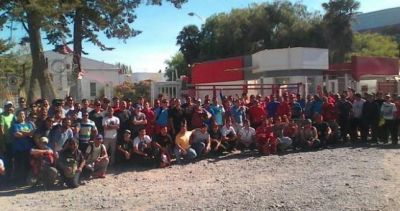Petroleros reclaman por sueldos mal liquidados