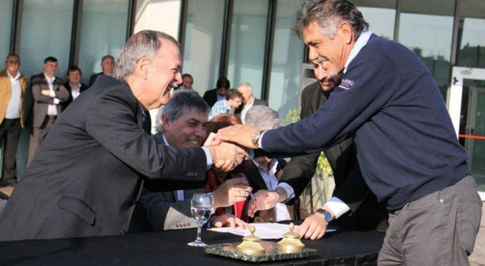 Eduardo Romero: Tenemos una ola que no podemos parar