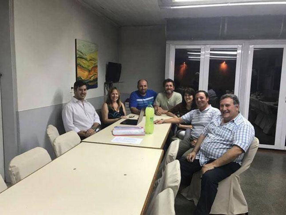 En Santa Rosa se entregaron 32 cr�ditos