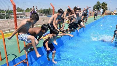 Arrancaron las colonias antiembole: m�s de 17 mil chicos y adultos disfrutar�n de la pileta